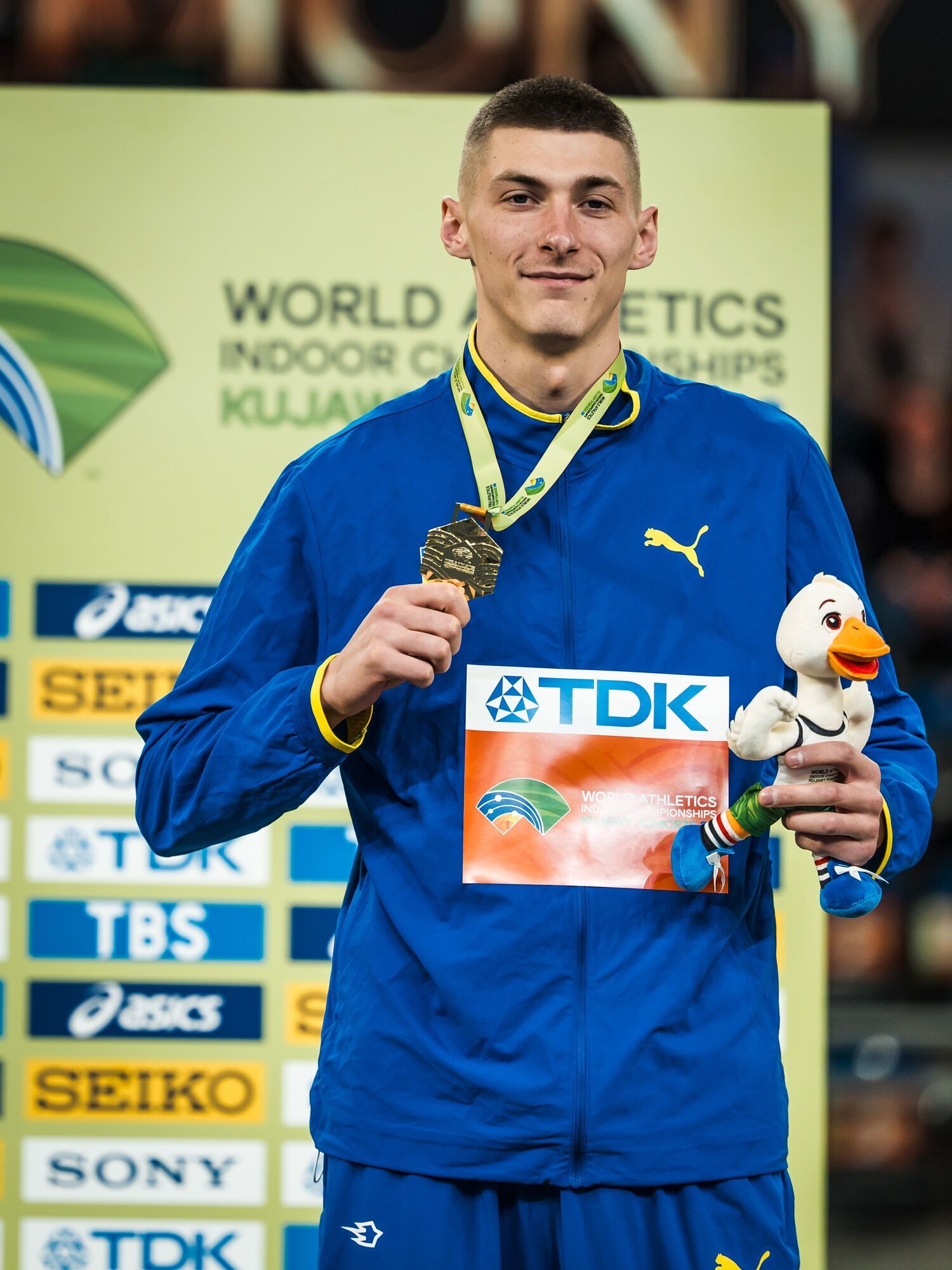 "Спрашивали про русских и белорусов": украинский чемпион мира по прыжкам в высоту строил блокпосты, восстанавливался с помощью рыбы и дал меню своего завтрака