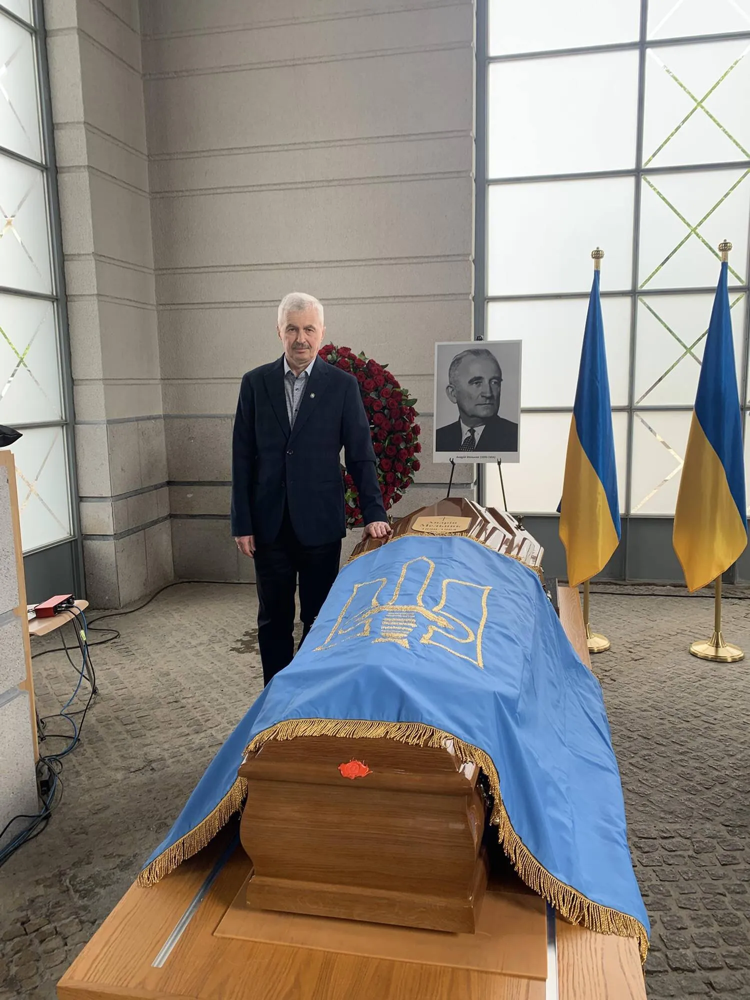 Останки лидера ОУН Андрея Мельника и его жены перезахоронят в Украине. Фото
