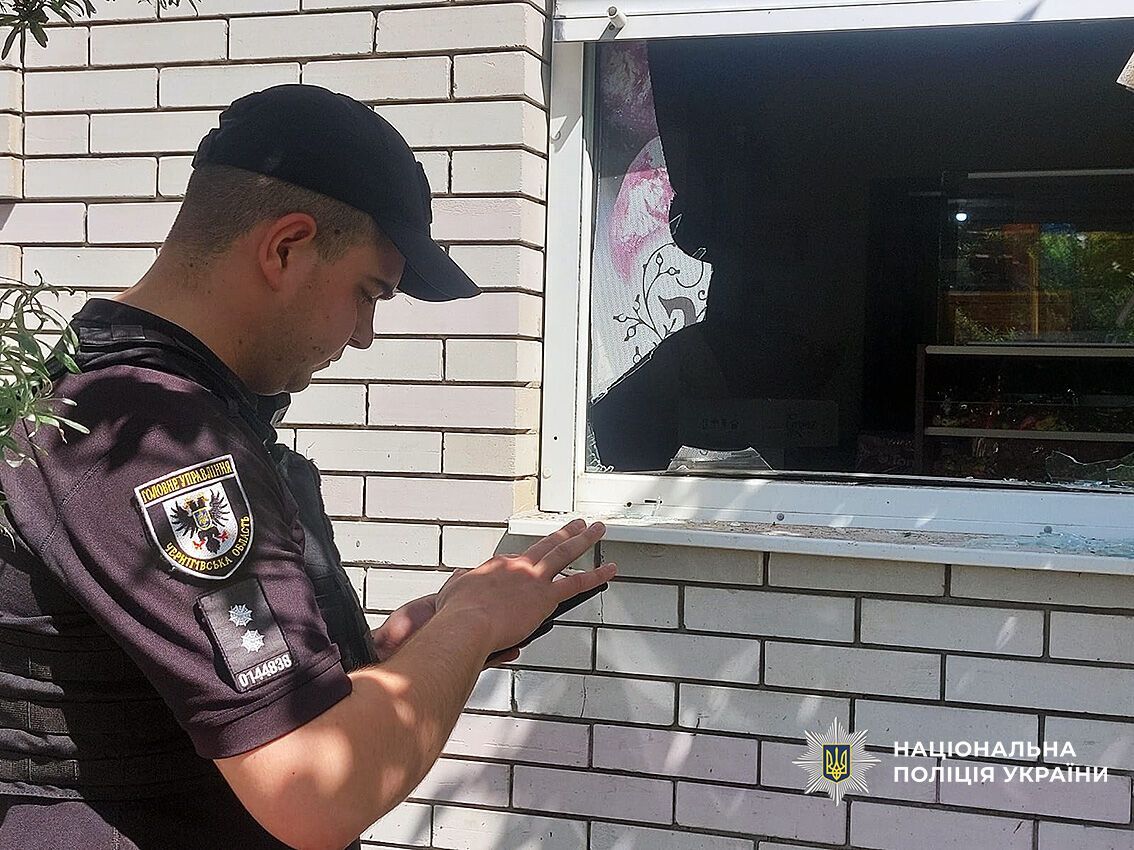 Россия ударила баллистикой по центру Прилук: два человека погибли, 21 ранены. Фото