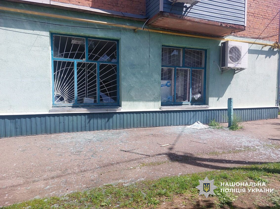 Россия ударила баллистикой по центру Прилук: два человека погибли, 21 ранены. Фото