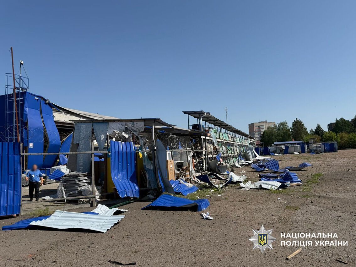 Россия ударила баллистикой по центру Прилук: два человека погибли, 21 ранены. Фото