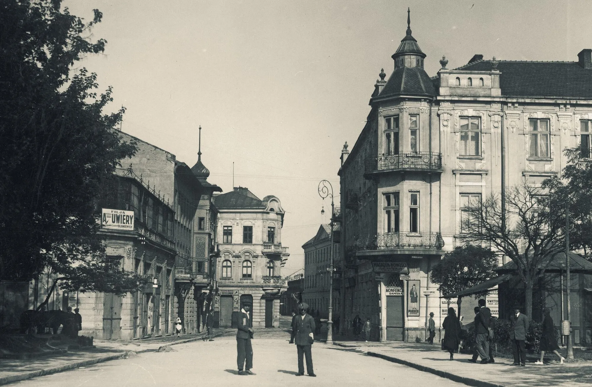 Атмосфера вражає: у мережі показали старі фото Тернополя