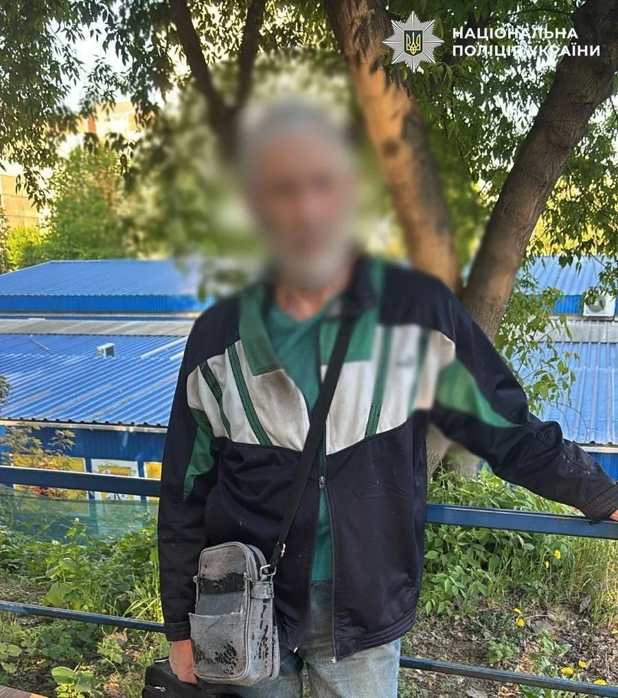 В Киеве задержали мужчину, который совершал развратные действия в отношении 15-летней школьницы. Подробности дела