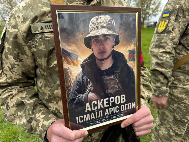 Загинув у першому бою: в Полтаві попрощались з 20-річним захисником. Фото