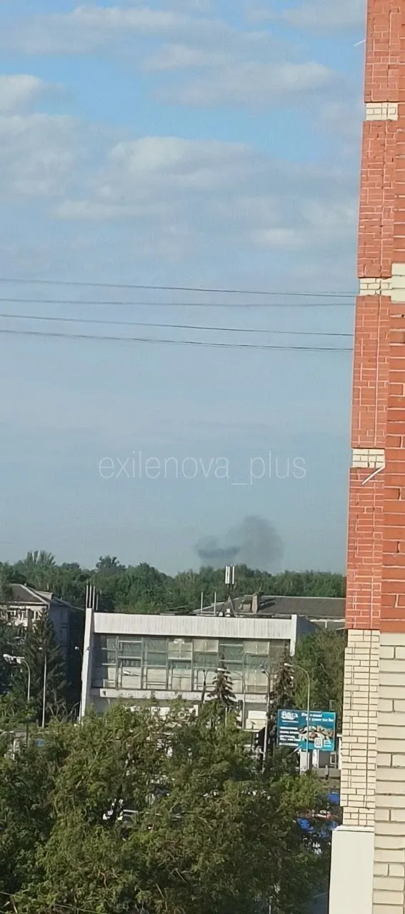 Под прицелом НПЗ: в российском Кстово прогремели взрывы, вспыхнул пожар. Фото и видео