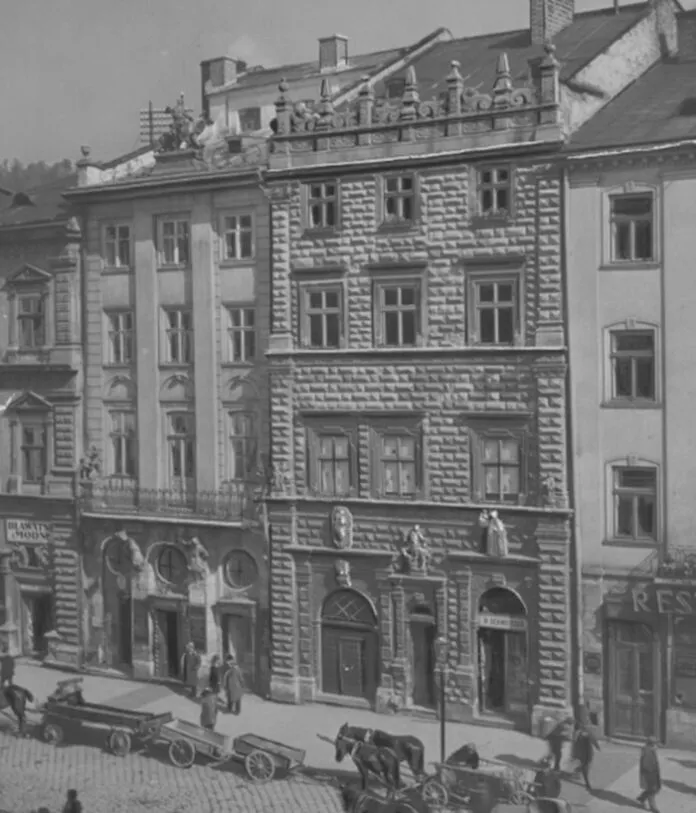 Львів показали на рідкісних фото: кадрам понад 100 років