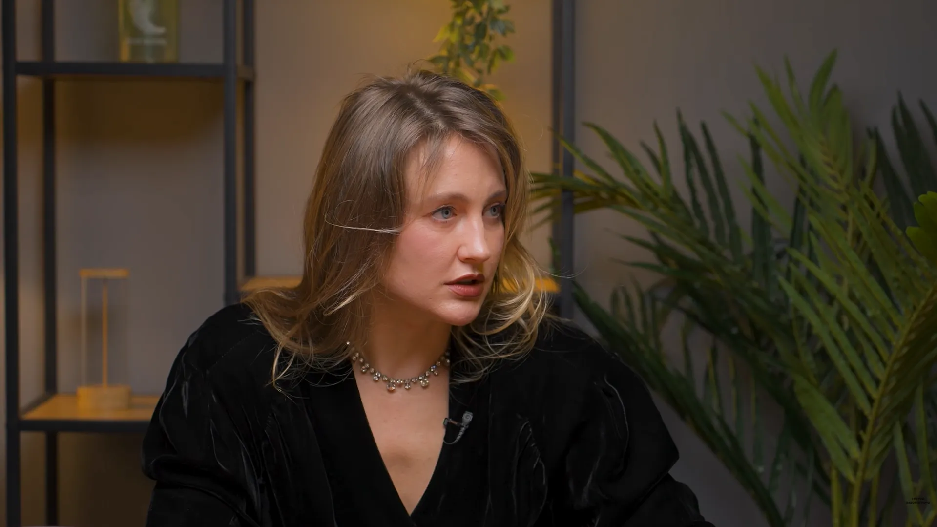 "Може, виріжемо це?" Екссолістка "ВІА Гри" видала найдивнішу забаганку клієнта, який замовив гурт на приватний острів