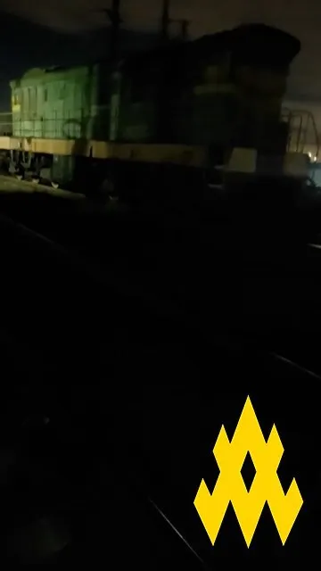 Безопасных мест для врага нет: "Атеш" уничтожил тепловоз в Санкт-Петербурге, задействованный в перевозке нефтяных грузов. Видео