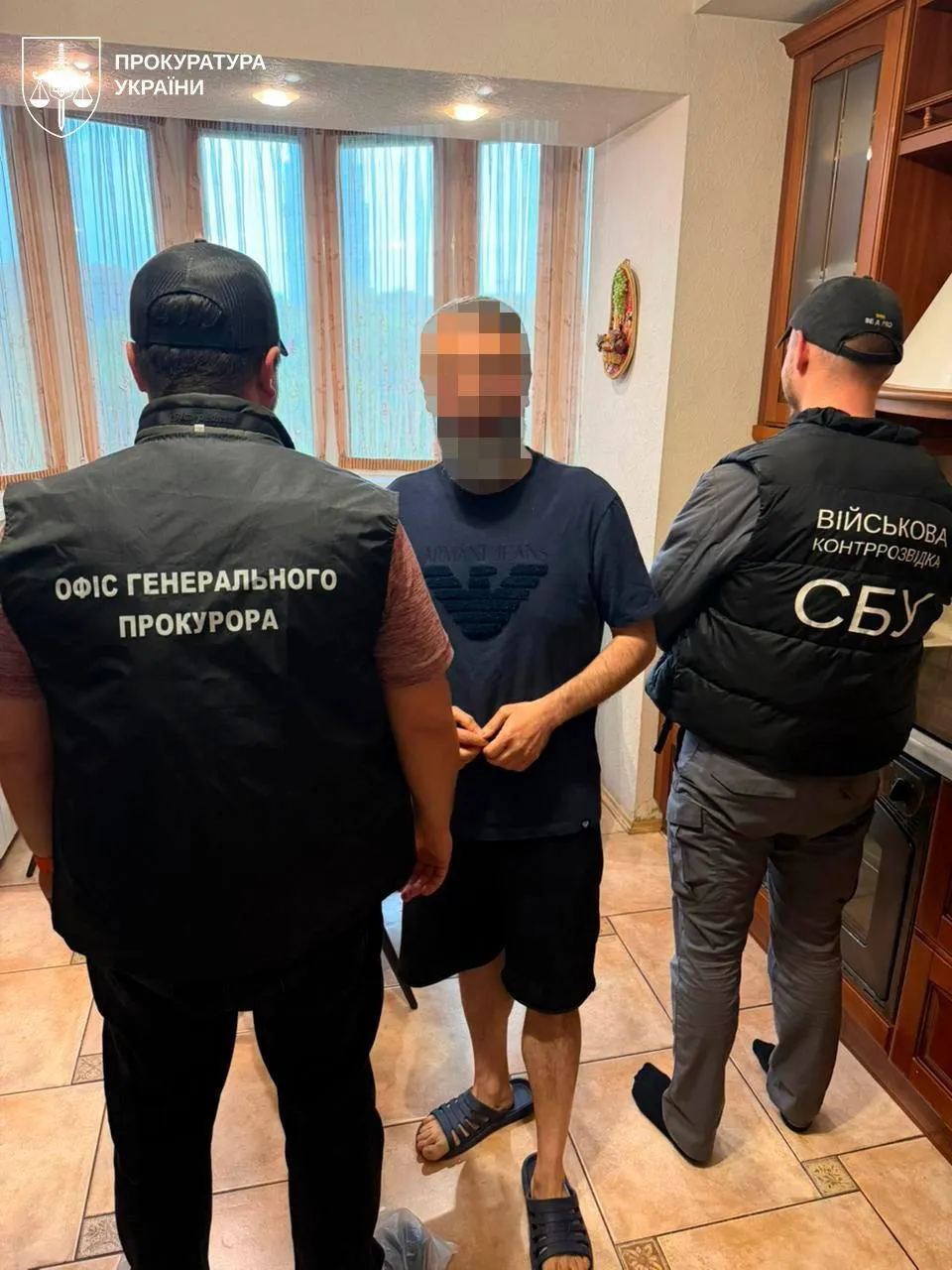 Вкрали у ЗСУ 71 млн грн: СБУ і БЕБ викрили ділків, які підробляли документи і годували військових простроченим. Фото
