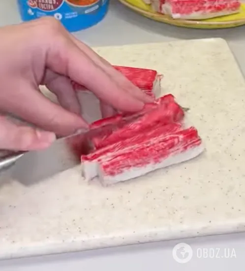 Крабовый салат "Бедный студент": делимся рецептом вкусного салата