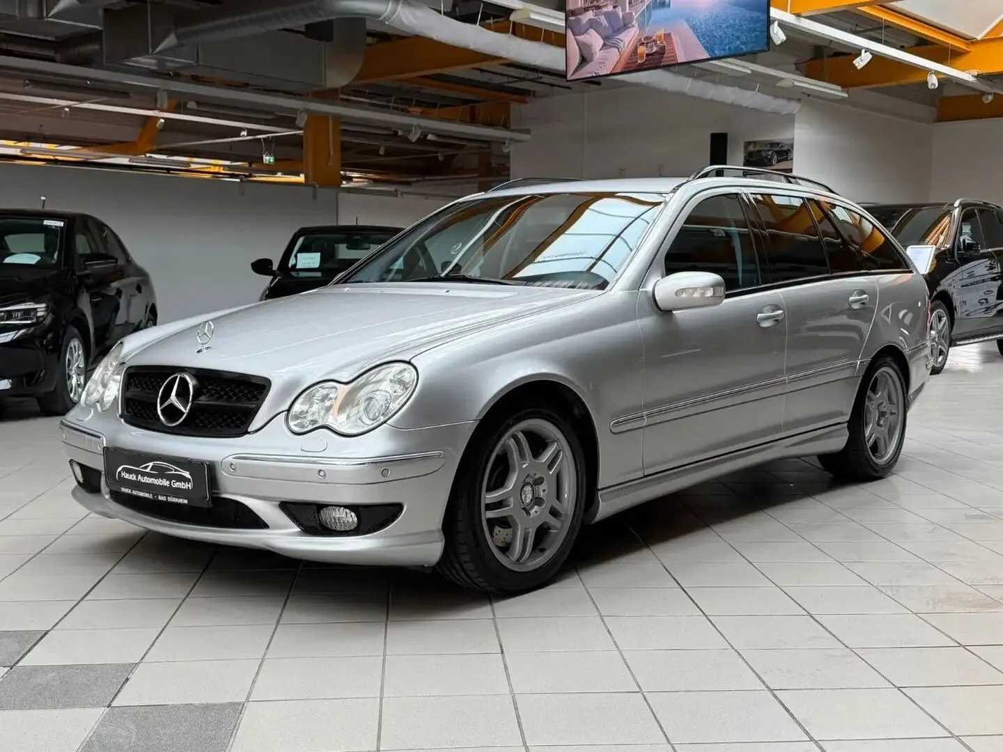 Улюблена класика: названі найкращі моделі Mercedes до €15 тисяч