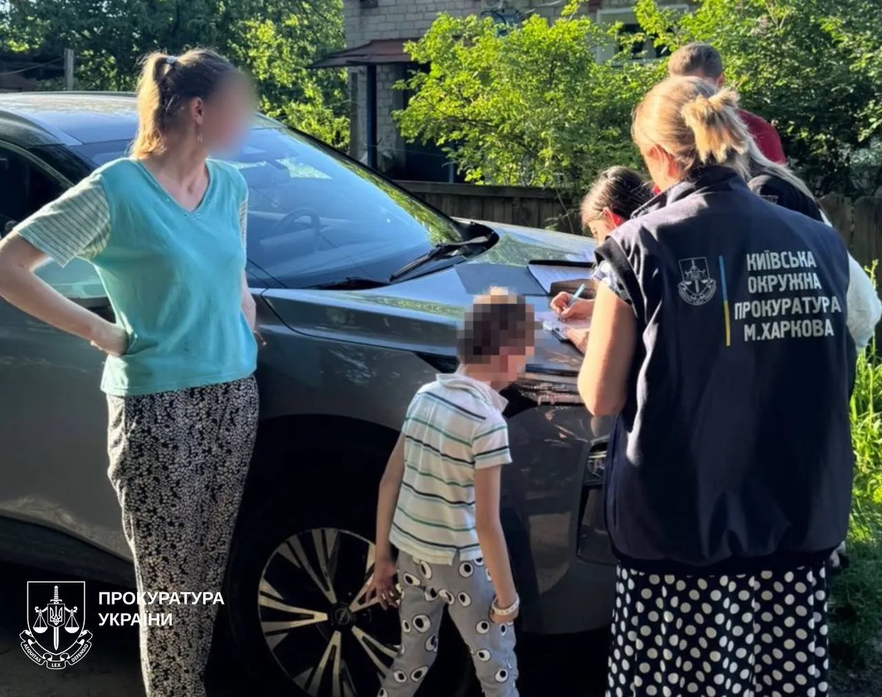 Жил в антисанитарных условиях: в Харькове изъяли из семьи 6-летнего мальчика, которого била мать. Фото