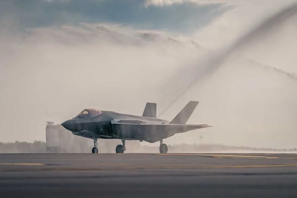Чекали 6 років: Польща отримала перші винищувачі F-35 п'ятого покоління. Фото і відео