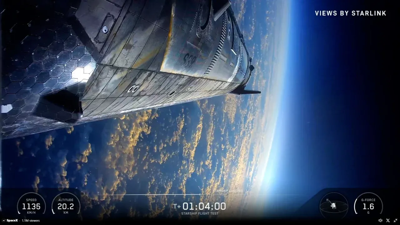 Компания Маска впервые запустила самую большую ракету в мире Starship V3: как прошел тестовый полет. Видео