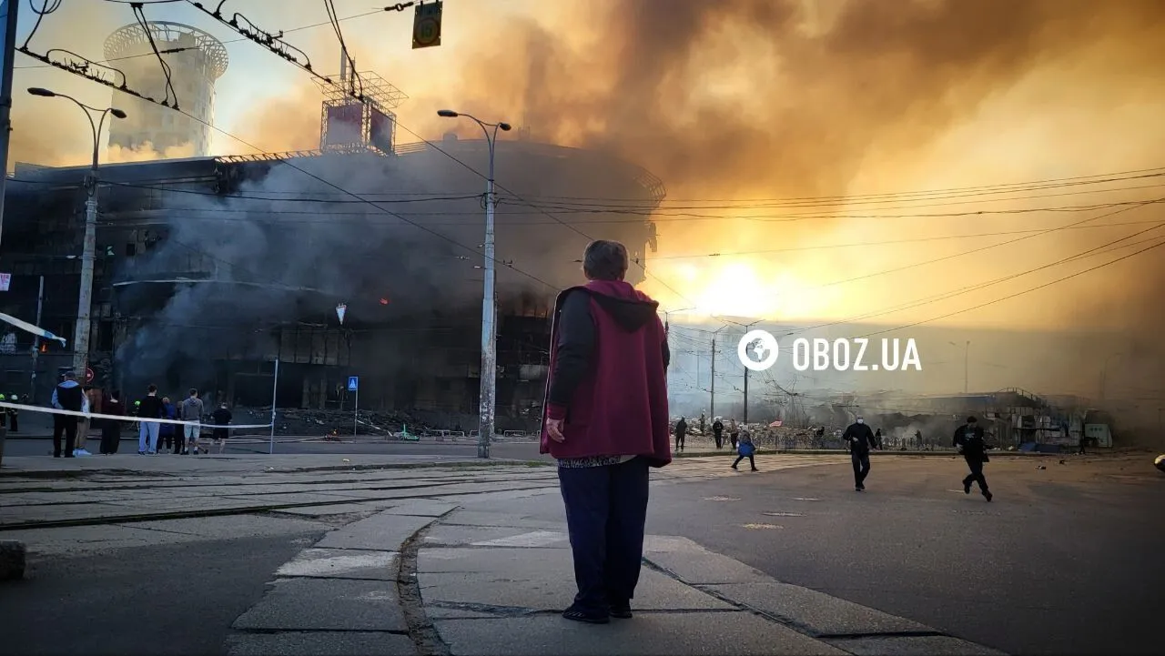 Київ у вогні і димі після нічної атаки РФ: є загиблий і десятки постраждалих