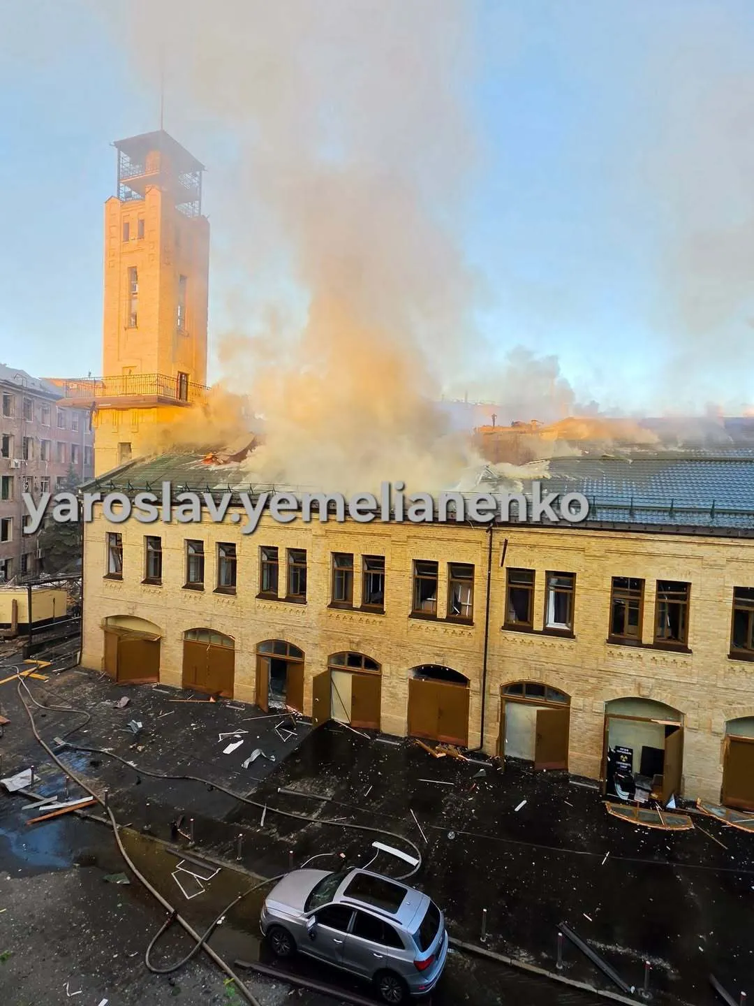 В Києві внаслідок удару РФ пошкоджено Національний музей "Чорнобиль". Фото та відео