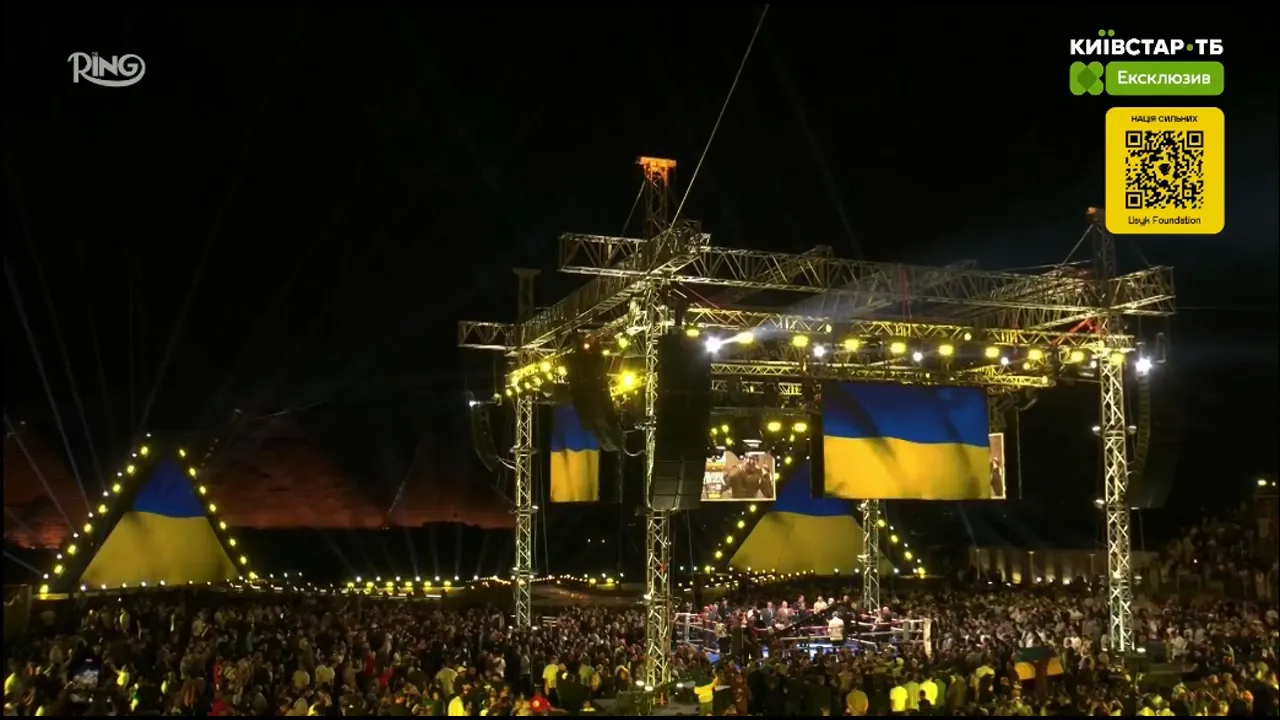 Гимн Украины перед боем Усик – Верховен произвел фурор в Египте. Видео