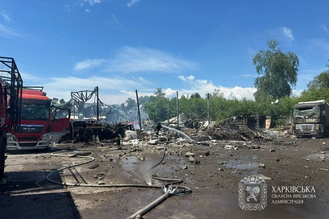 Россия нанесла удар по Дергачам на Харьковщине: есть погибшие, 19 человек пострадали. Фото