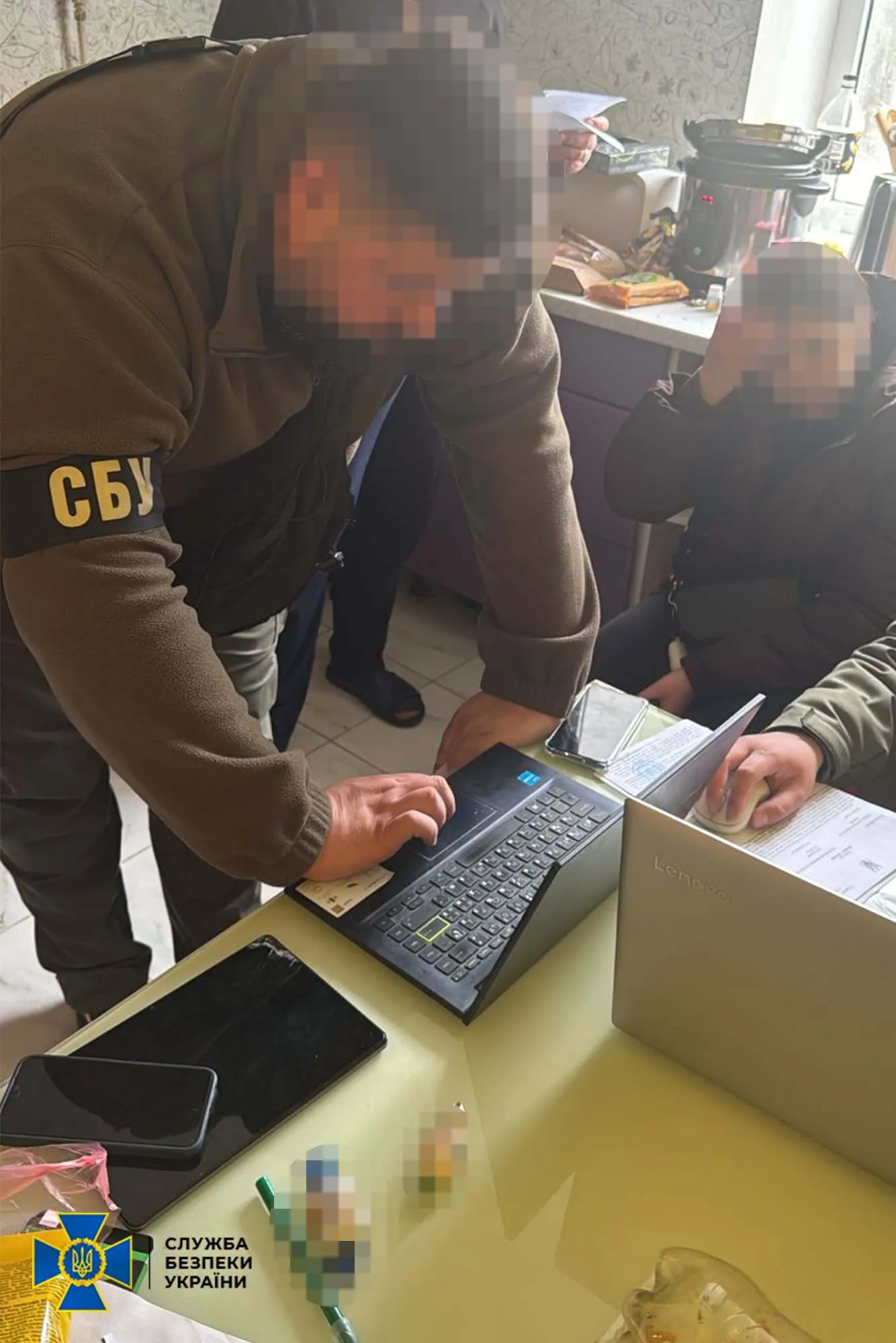 СБУ викрила українське підприємство, яке постачало матеріали для оборонних об’єктів Росії. Подробиці та фото