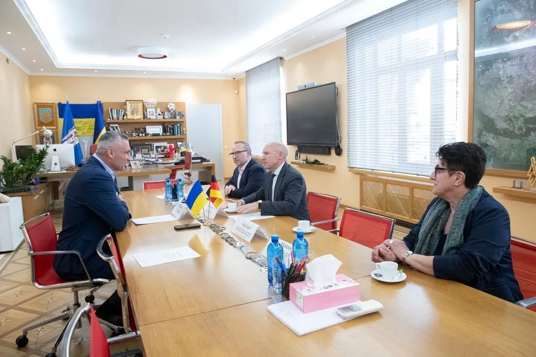 Кличко зустрівся з  виконавчим директором Асоціації німецьких міст та міністром у справах Європи Федеральної землі Гессен