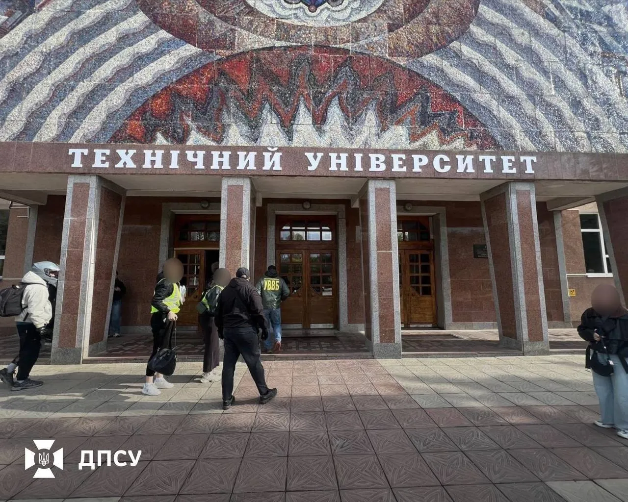 В Україні викрили схему ввезення іноземців