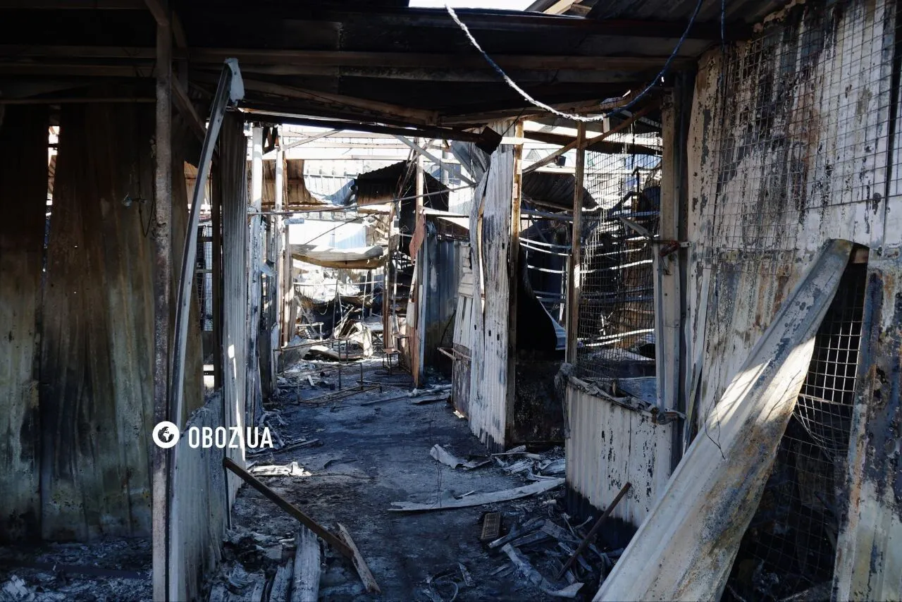 Попелище та знищені будівлі: який вигляд має столична Лук’янівка після російського обстрілу. Фоторепортаж