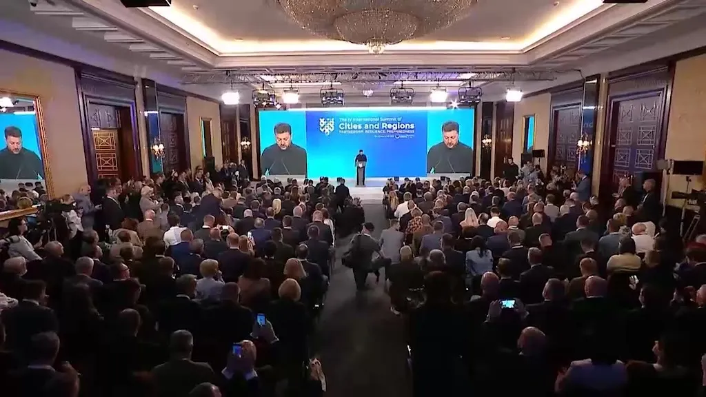 "Украина никогда не была угрозой Беларуси": Зеленский рассказал о встрече с Тихановской и раскрыл детали саммита в Киеве