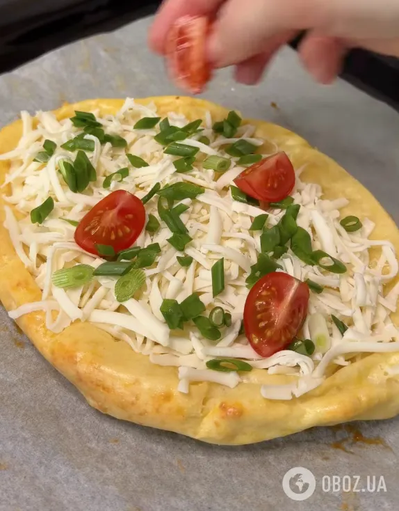 Ленивые хачапури с вкусной начинкой: делимся простым рецептом блюда для перекуса