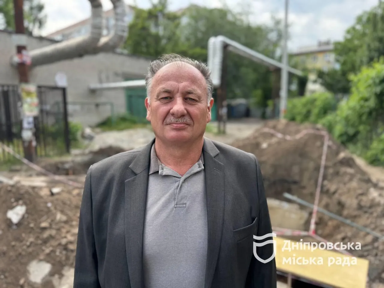 Надежное тепло зимой: в Днепре ремонтируют сети и обновляют оборудование
