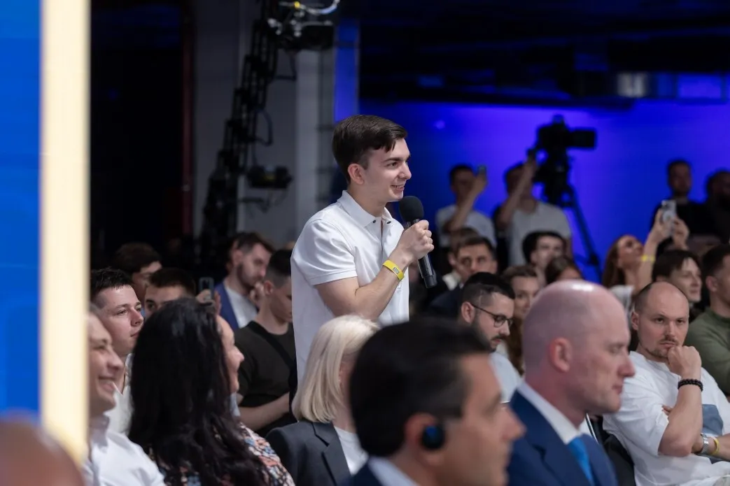 "Після війни буде великий підйом": Зеленський закликав українців повертатися додому. Відео