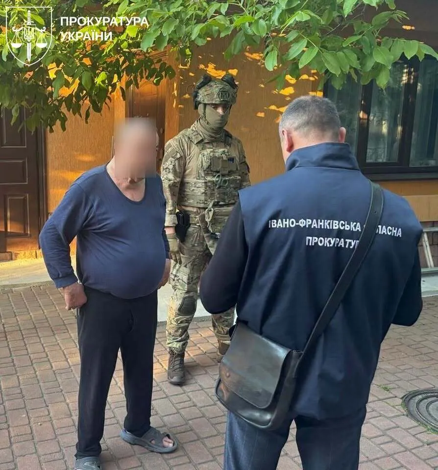 Топпосадовців мерії Івано-Франківська викрили у масштабній схемі: брали $26 тис. із забудовників. Деталі і фото