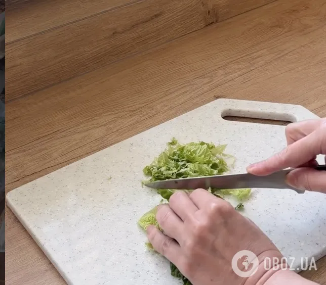 Вкусный салат из капусты "Весенняя нежность": делимся легким рецептом