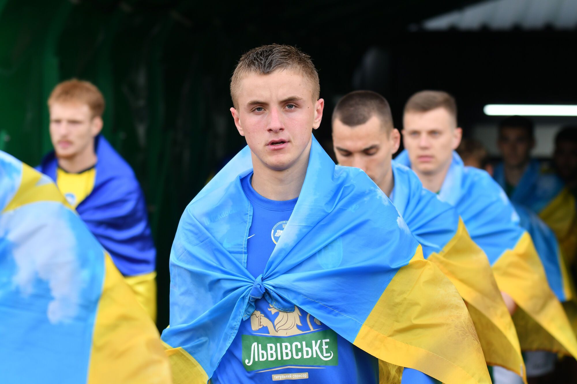 Футболист сборной Украины с рекордным контрактом выехал за границу, где ему "представили перспективный план развития"