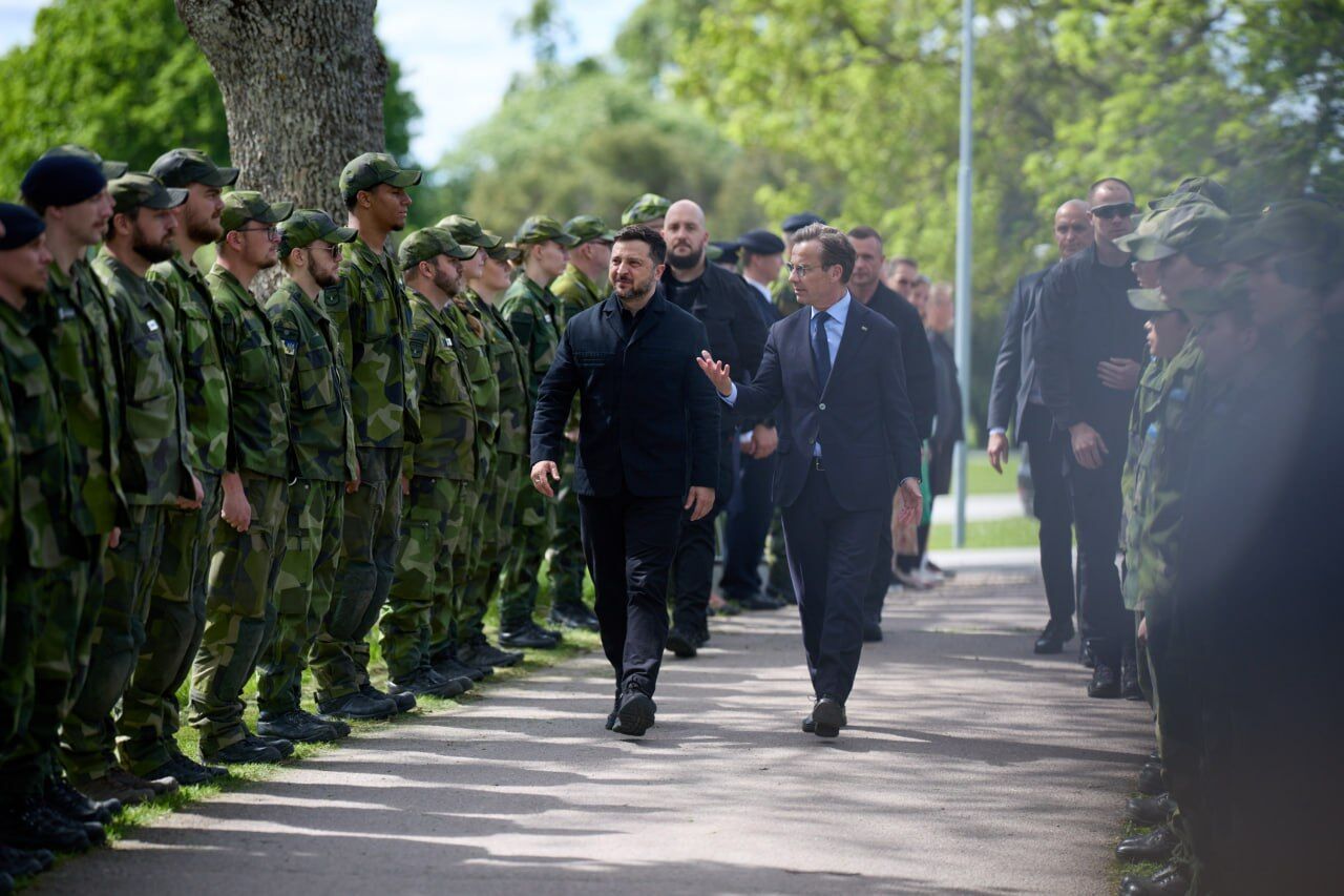 Урочистий візит президента.