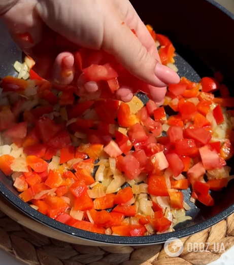 Вкусные тушеные кабачки в сырном соусе: как приготовить