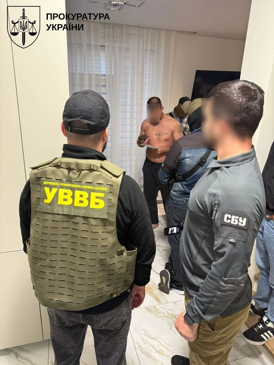 На Буковині ліквідували схему переправлення чоловіків через кордон: серед організаторів депутат і поліцейський. Фото