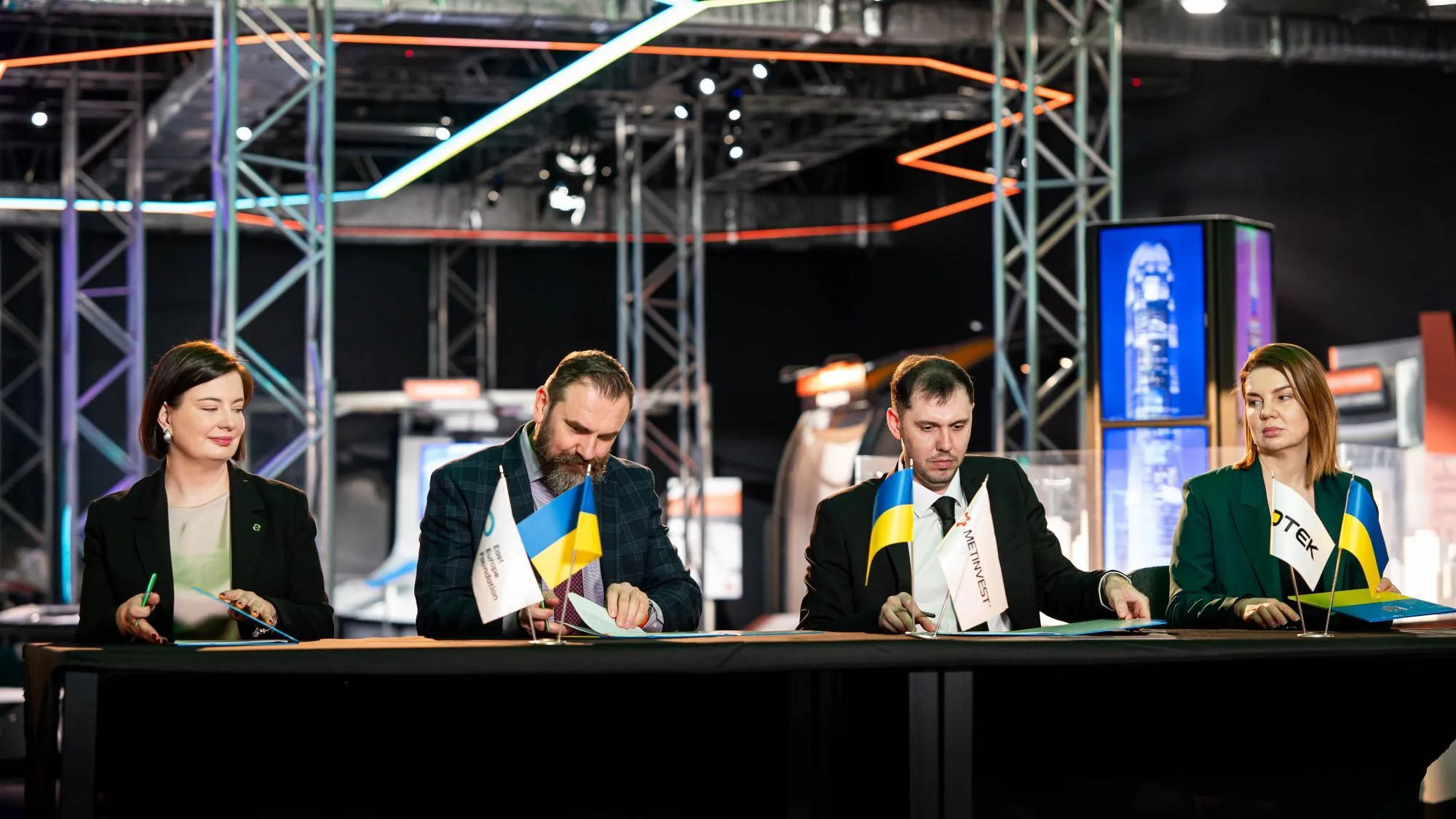 "Метінвест" підтримав створення сучасних STEM-просторів у 250 ліцеях України