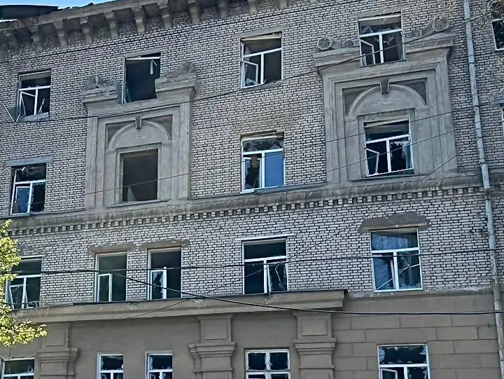 Війська РФ атакували Дніпро: під удар потрапив гуртожиток. Фото
