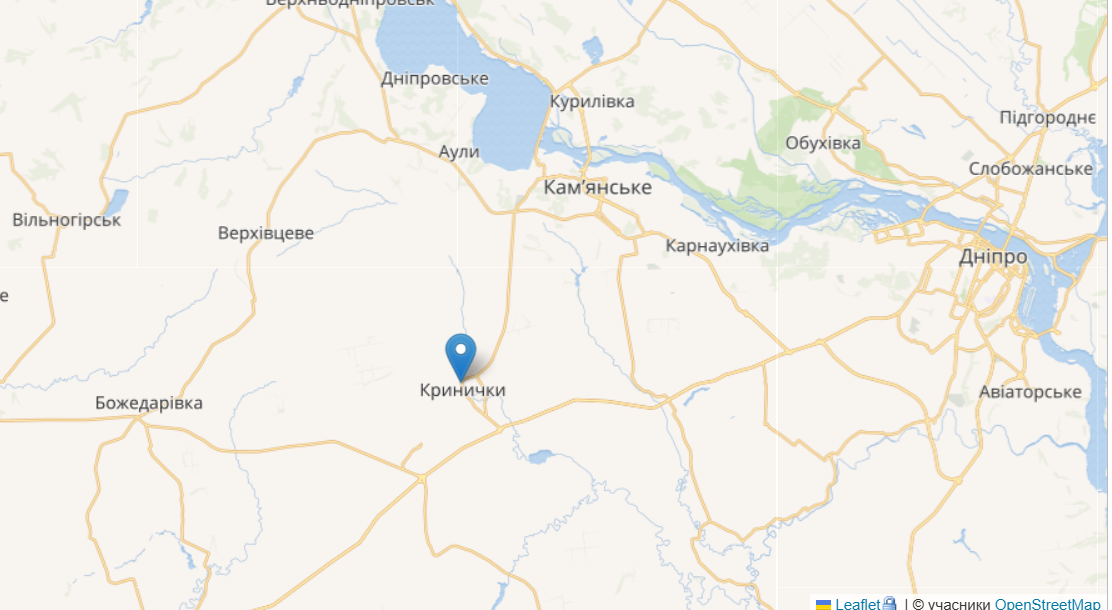 На Дніпропетровщині ворожий дрон упав біля АЗС: постраждав автобус з десятками дітей. Фото