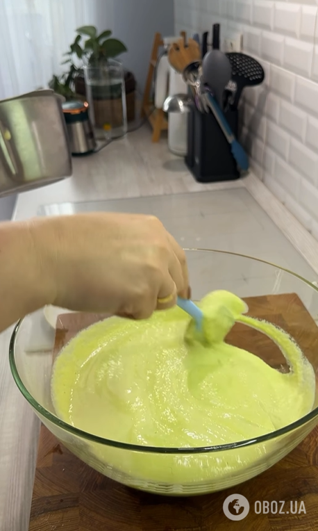 Вкусные кабачковые рулетики: внутрь добавьте крем-сыр и красную рыбу