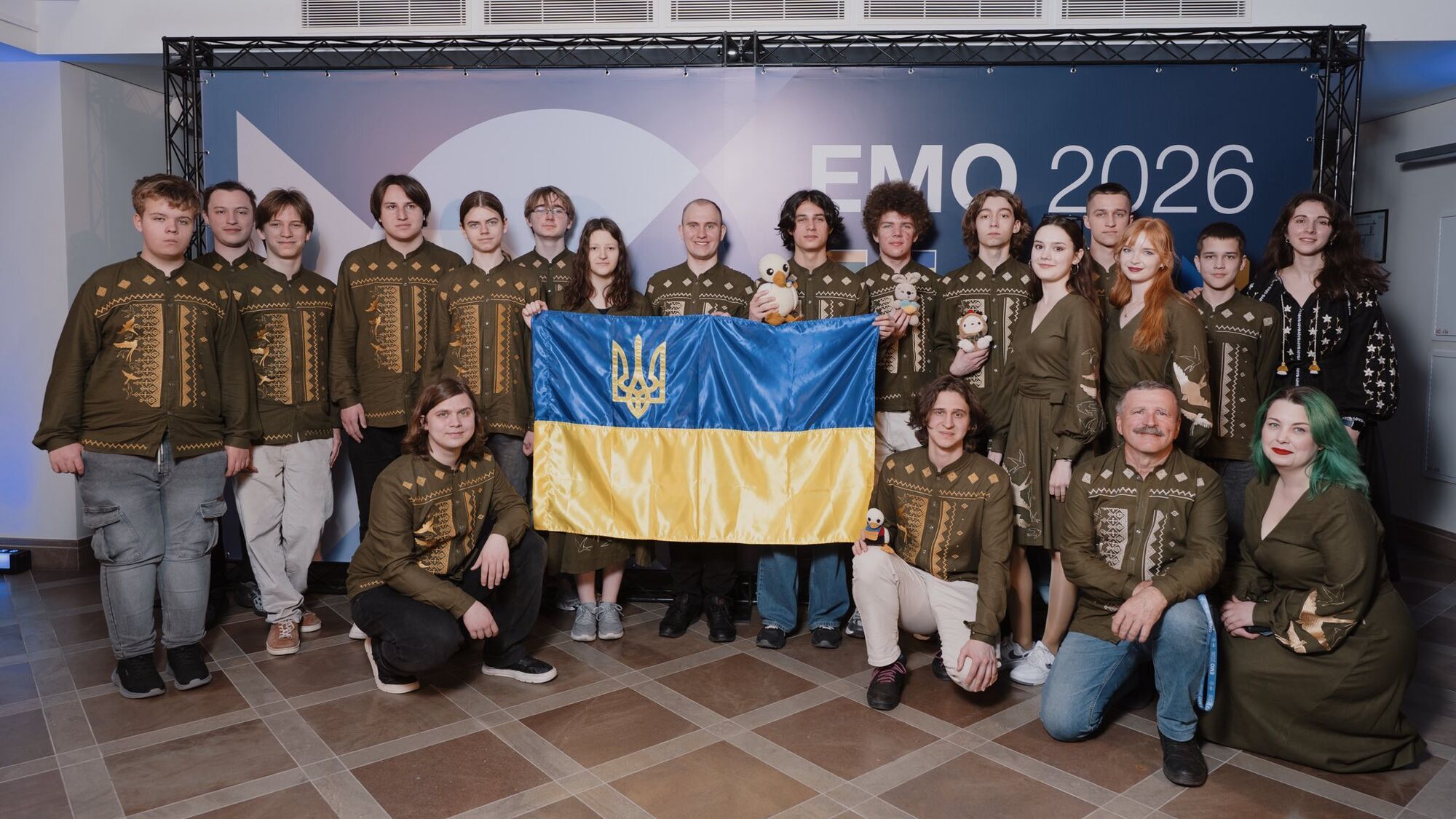 Українські школярі посіли перше місце на Європейській математичній олімпіаді: фото переможців