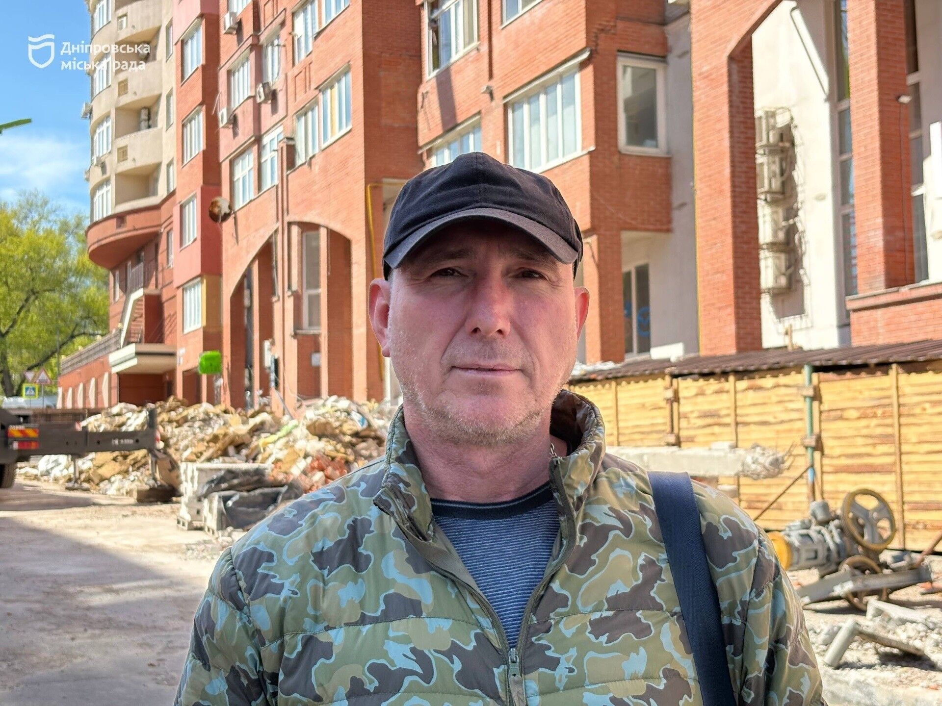 Возвращение домой до конца года: как в Днепре восстанавливают изуродованную многоэтажку