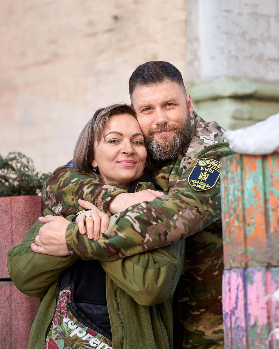 "Хотя бы поинтересовался, что ребенок ест". Экс-супруга актера и военного Владимира Ращука публично обвинила его в лицемерии