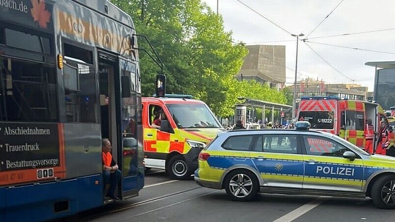 В центре Лейпцига автомобиль влетел в толпу: есть погибшие и пострадавшие