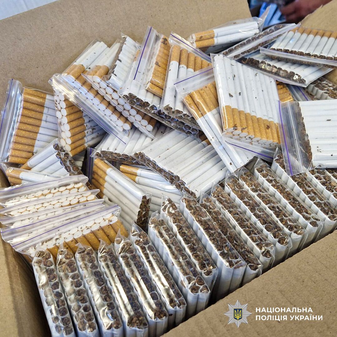 Кадры изъятия незаконной продукции