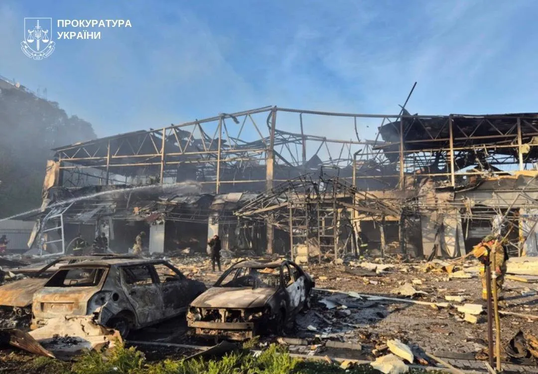 Четверо в тяжелом состоянии: возросло количество пострадавших в результате удара РФ по Запорожью