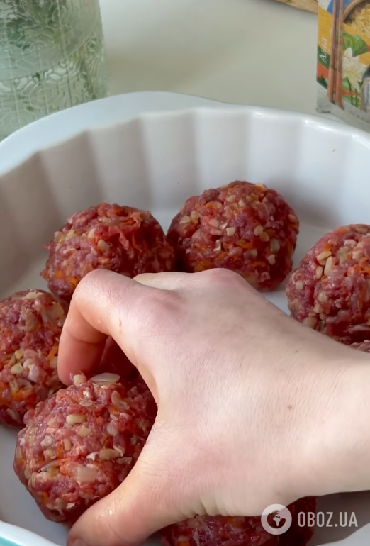 Сочные мясные тефтели с булгуром и томатной заливкой: делимся простым рецептом сытного блюда
