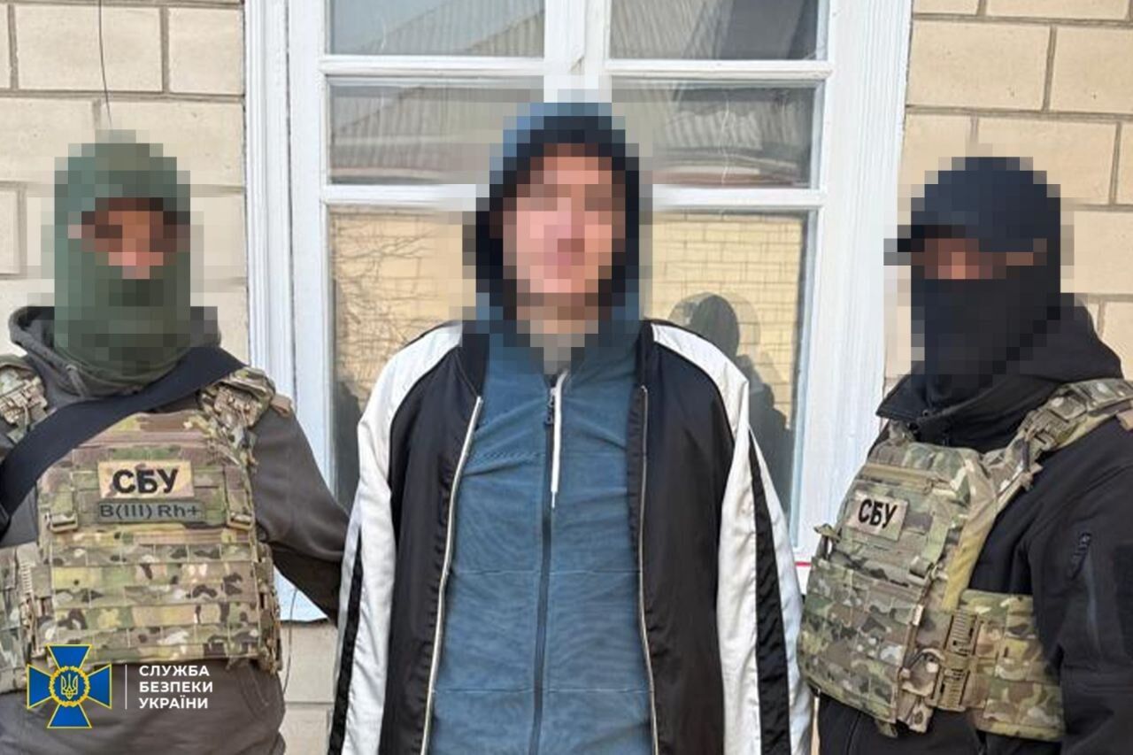 Организовывал поджоги военных авто в Киеве: СБУ задержала вражеского агента. Фото