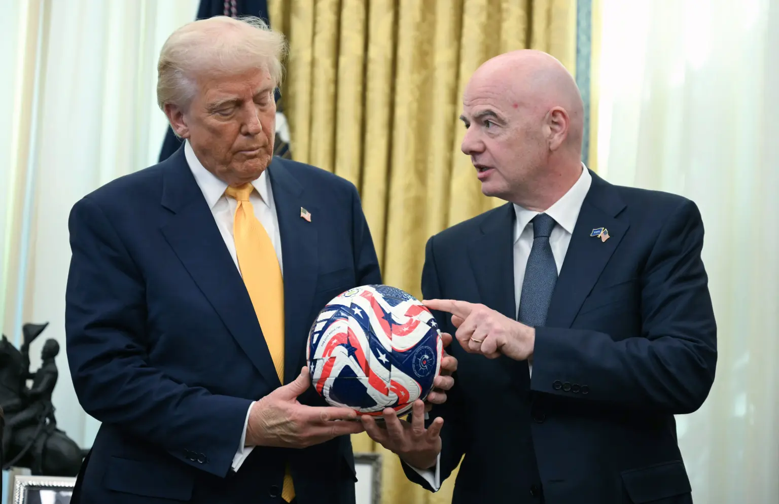 Билеты за $2 млн, опасность из-за Трампа, проблема Ирана. Что происходит в США за месяц до ЧМ по футболу