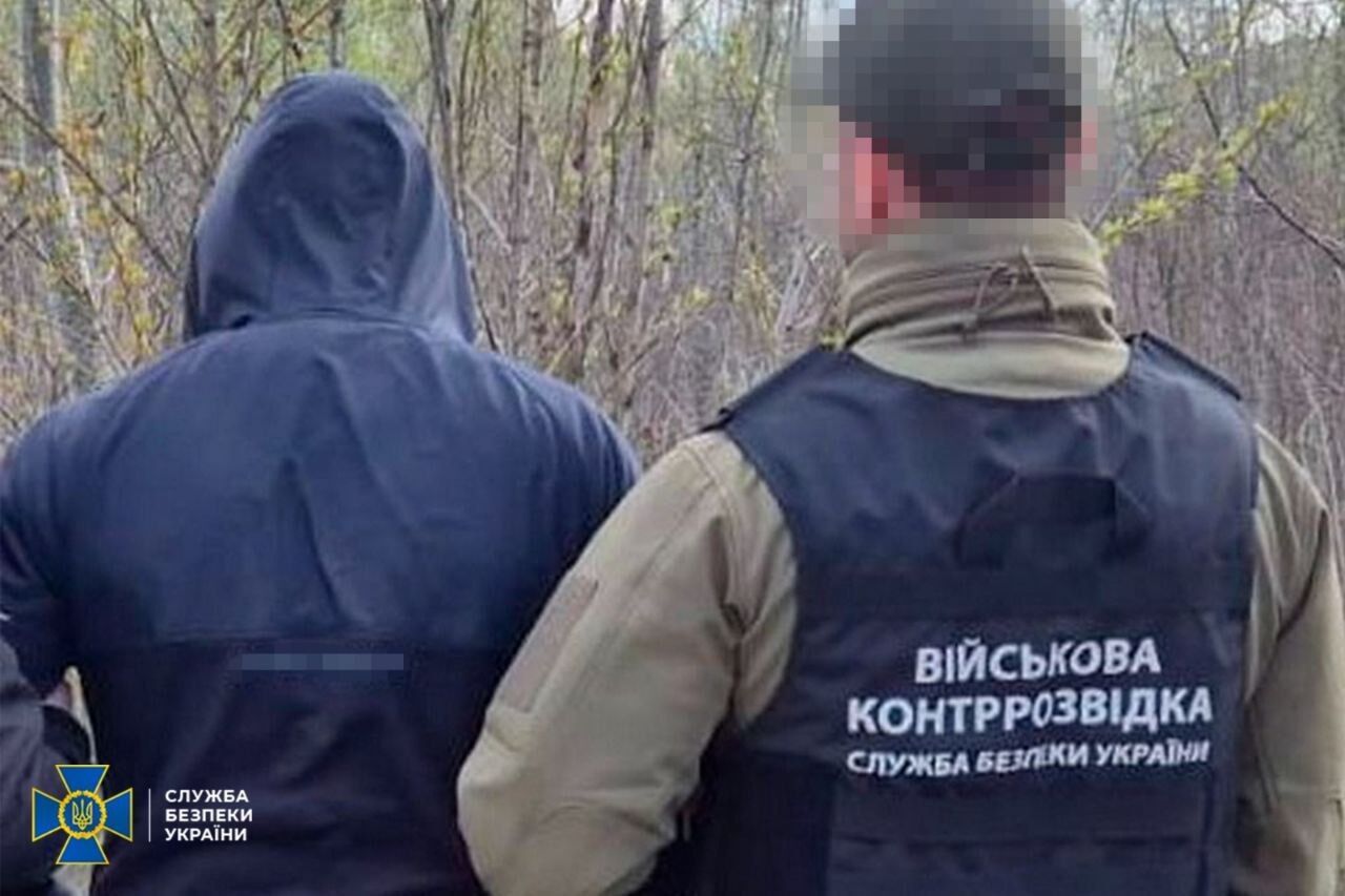 СБУ затримала у Харкові зрадника, який на замовлення Росії займався підпалами авто ЗСУ. Фото
